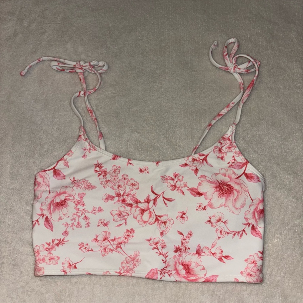 woman’s bikini top